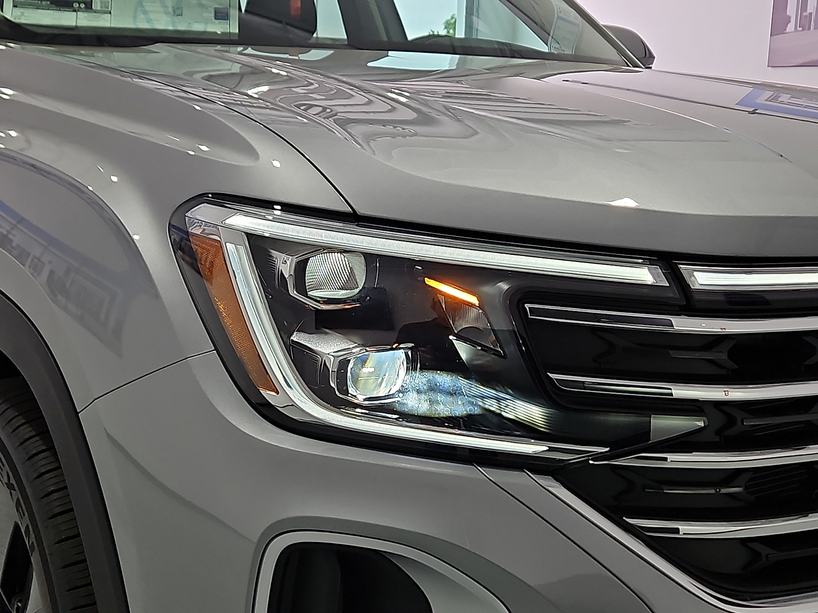 2026 Volkswagen Atlas SE with Technology - 5