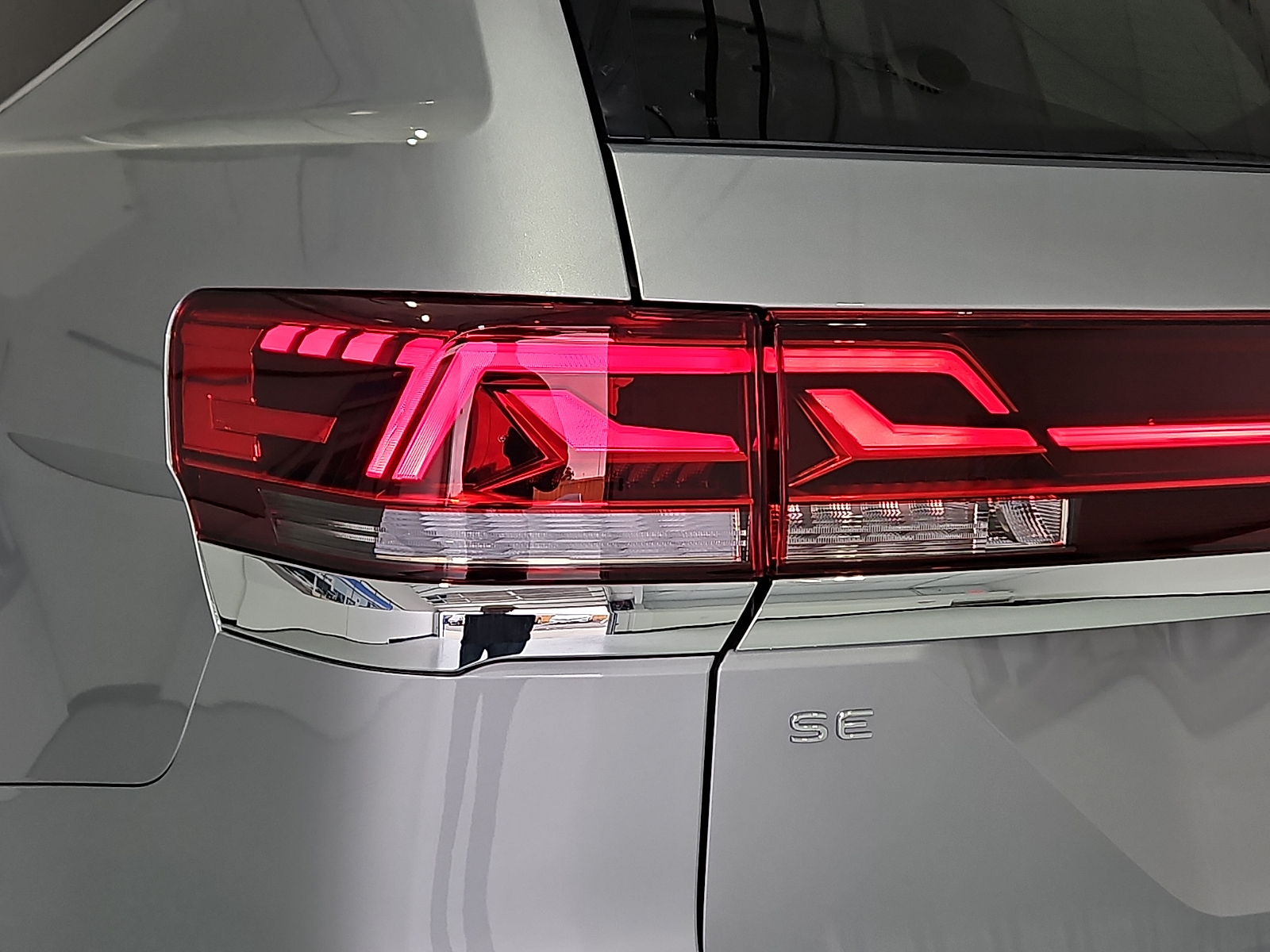 2026 Volkswagen Atlas SE with Technology - 6