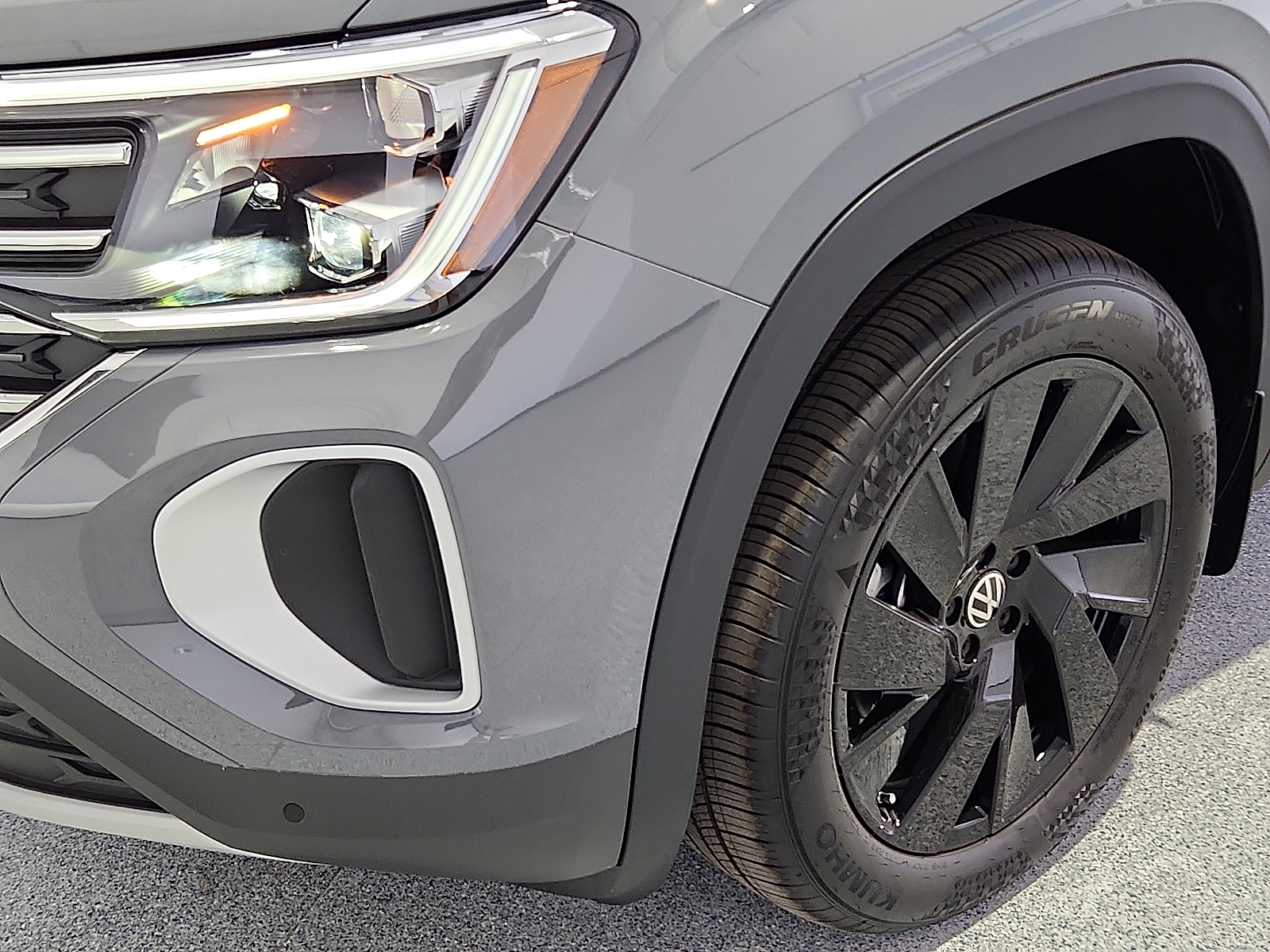 2026 Volkswagen Atlas SE with Technology - 5