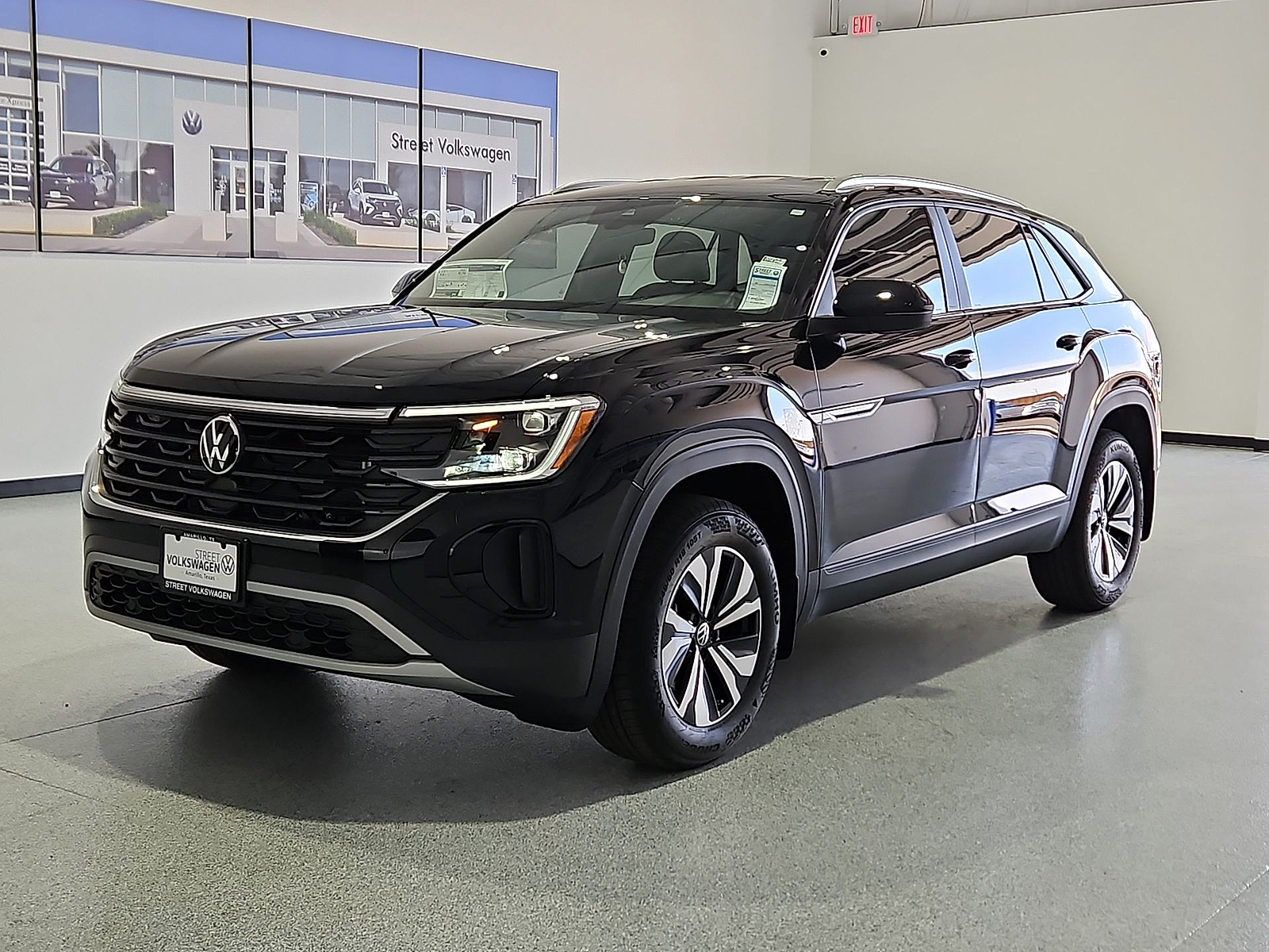 2026 Volkswagen Atlas Cross Sport SE Deep Black Pearl at Street VW of Amarillo