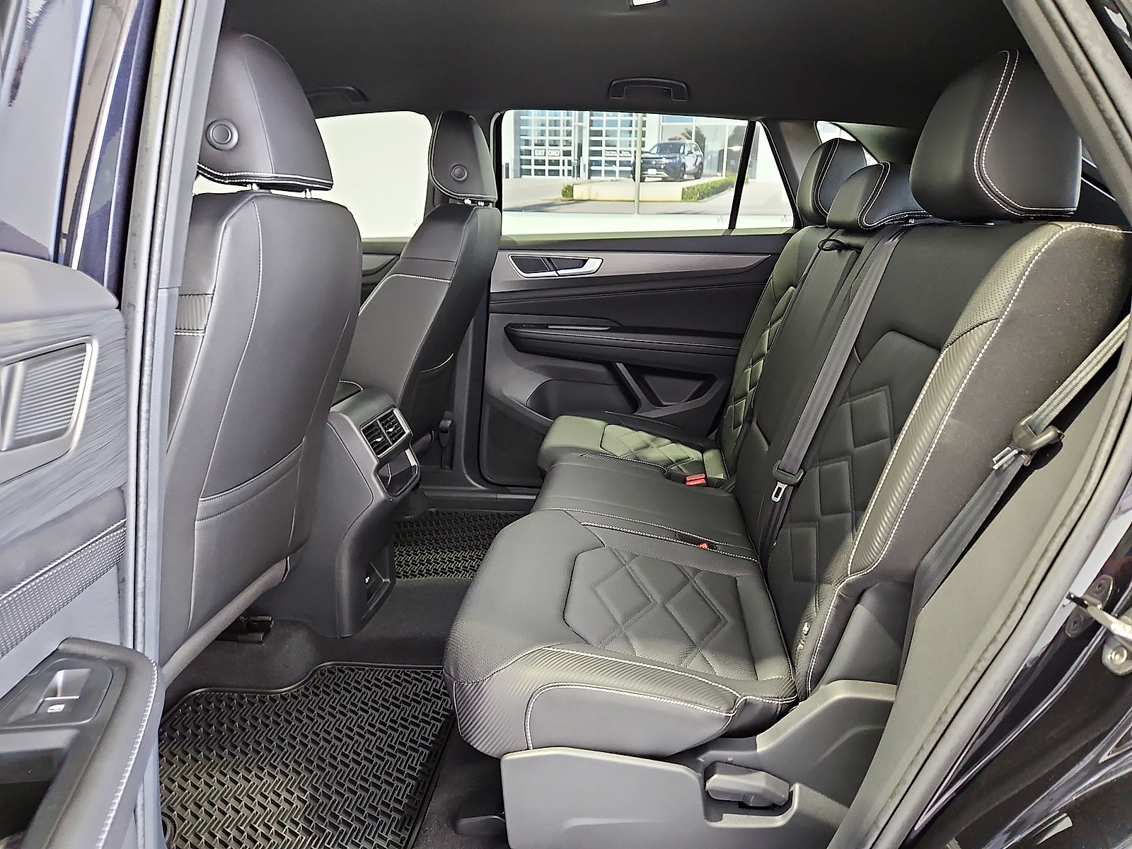 2026 Volkswagen Atlas Cross Sport SE Deep Black Pearl at Street VW of Amarillo