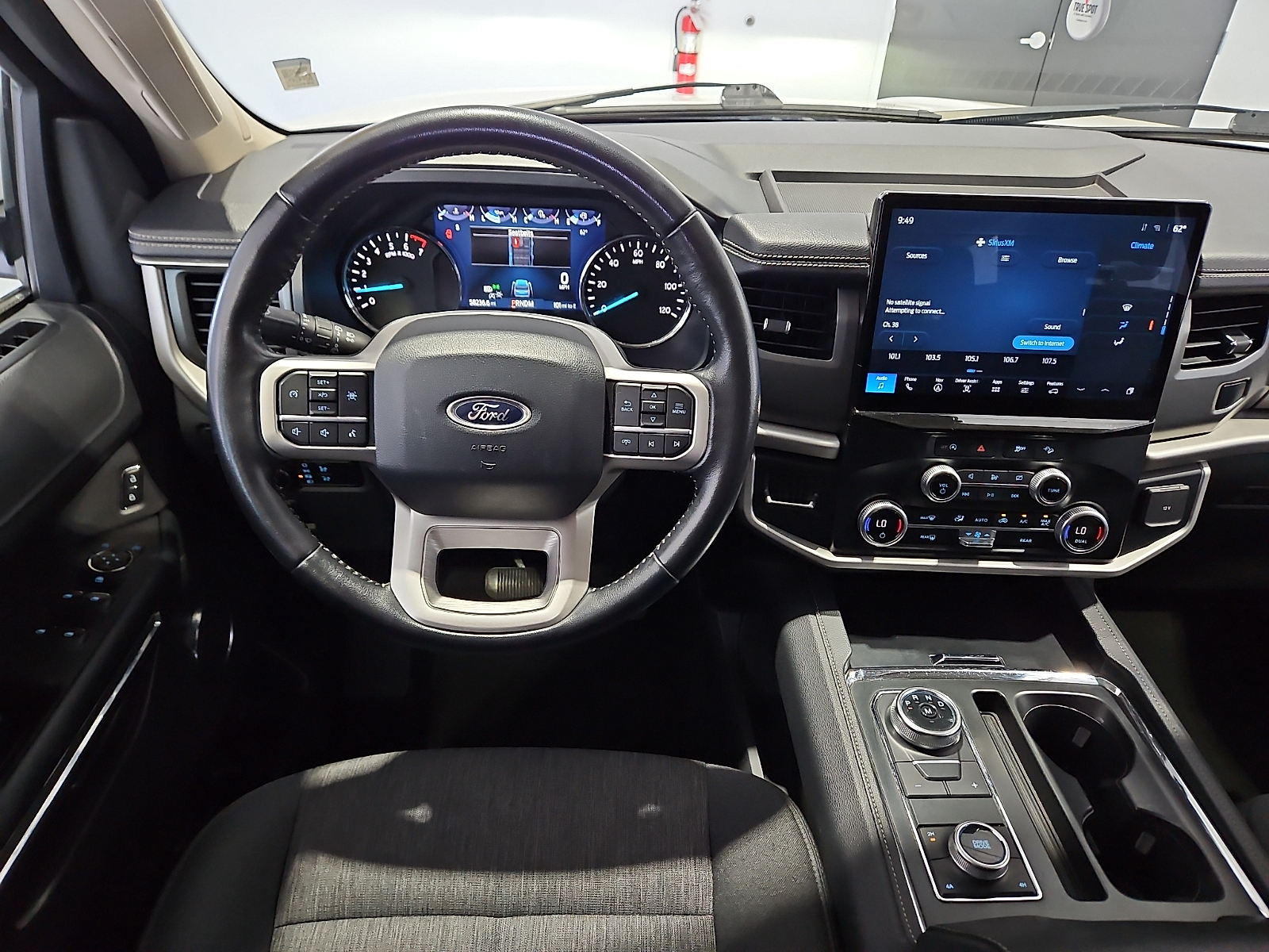 2024 Ford Expedition XLT MAX Oxford White at Bobby Duby Motors