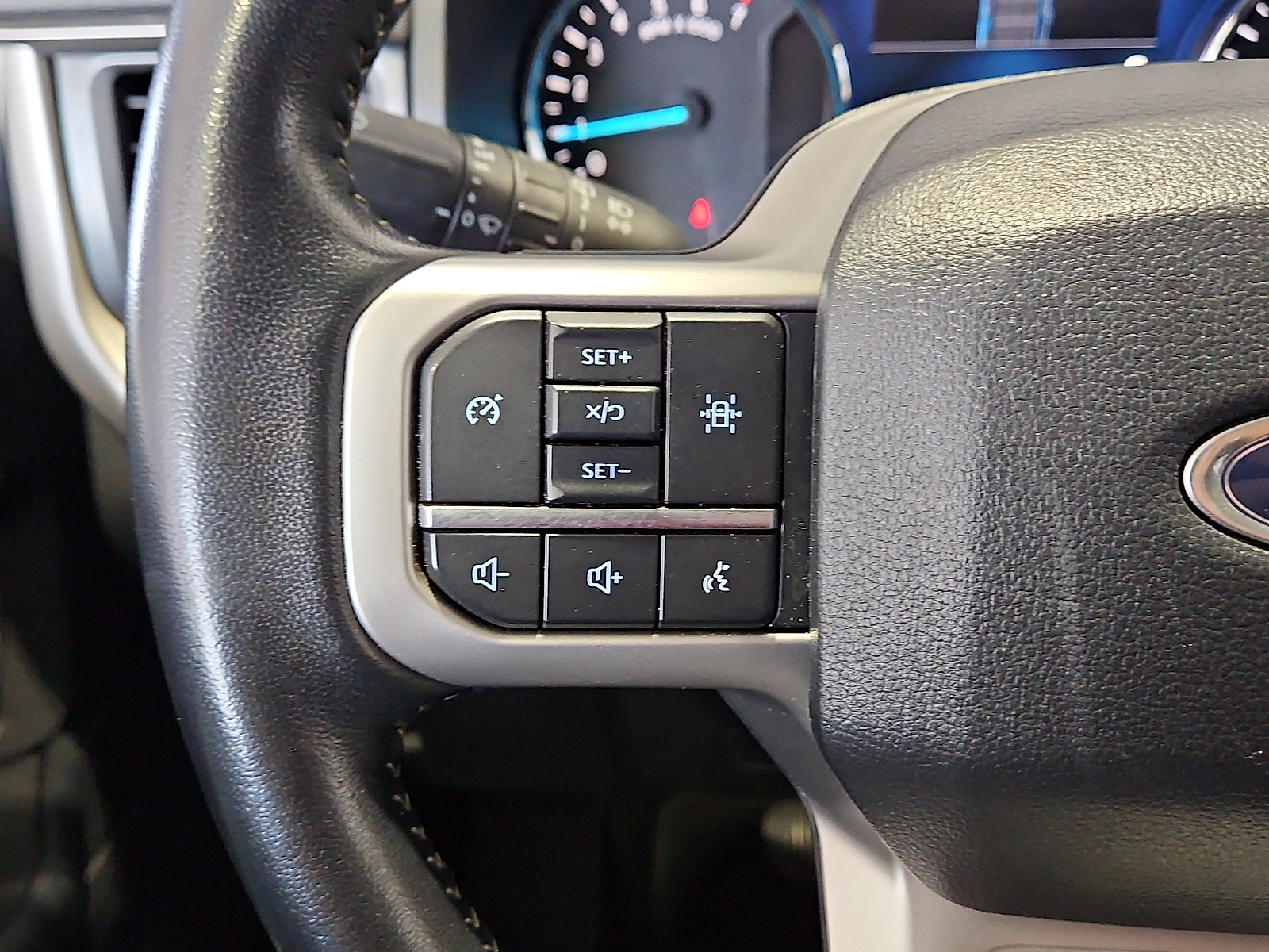 2024 Ford Expedition XLT MAX Oxford White at Bobby Duby Motors