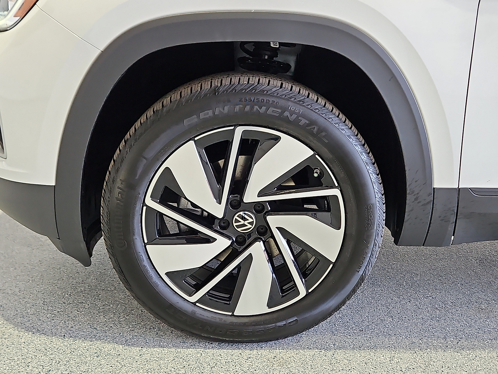 2026 Volkswagen Atlas SE with Technology - 4