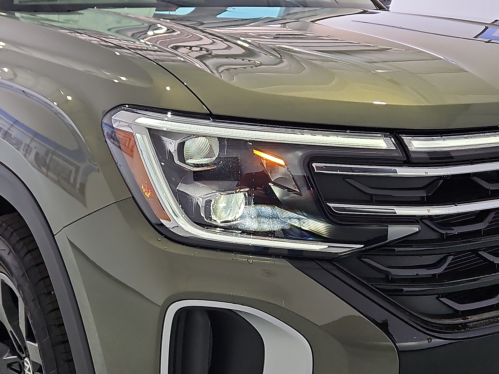 2026 Volkswagen Atlas Peak Edition Avocado Green Pearl at Street VW of Amarillo