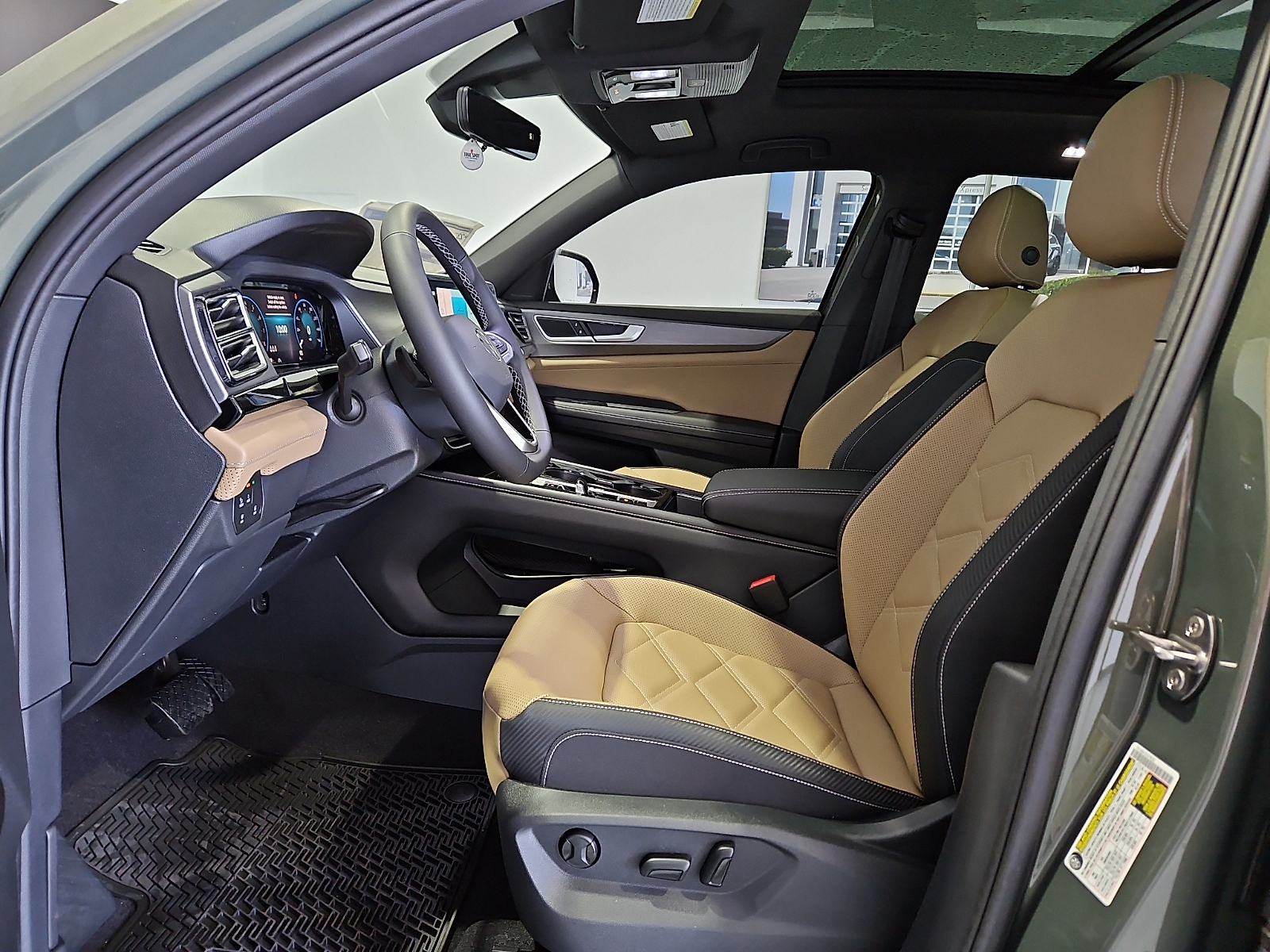 2026 Volkswagen Atlas Cross Sport SE with Technology Avocado Green Pearl at Street VW of Amarillo