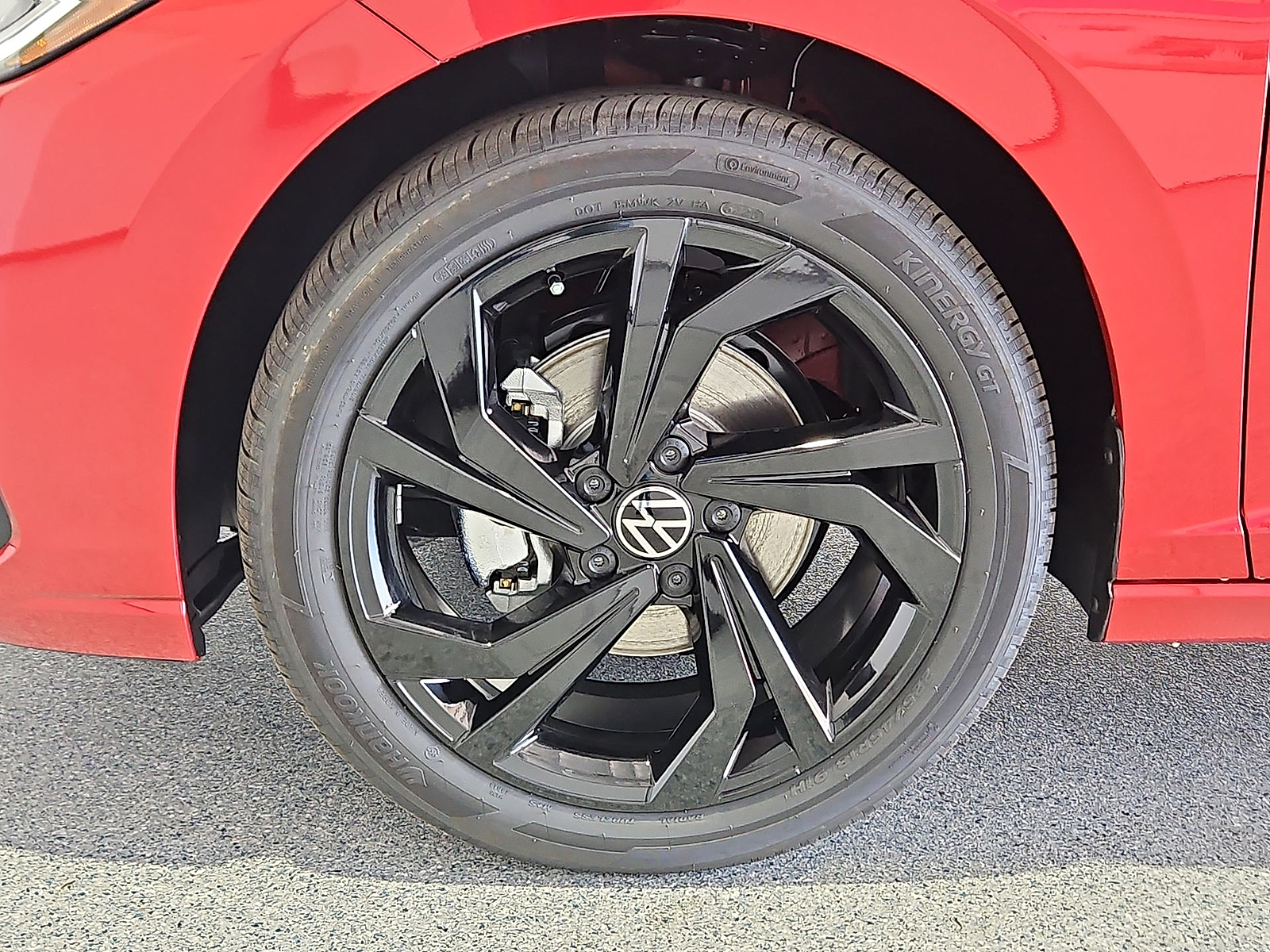 2026 Volkswagen Jetta SE Kings Red Metallic at Street VW of Amarillo