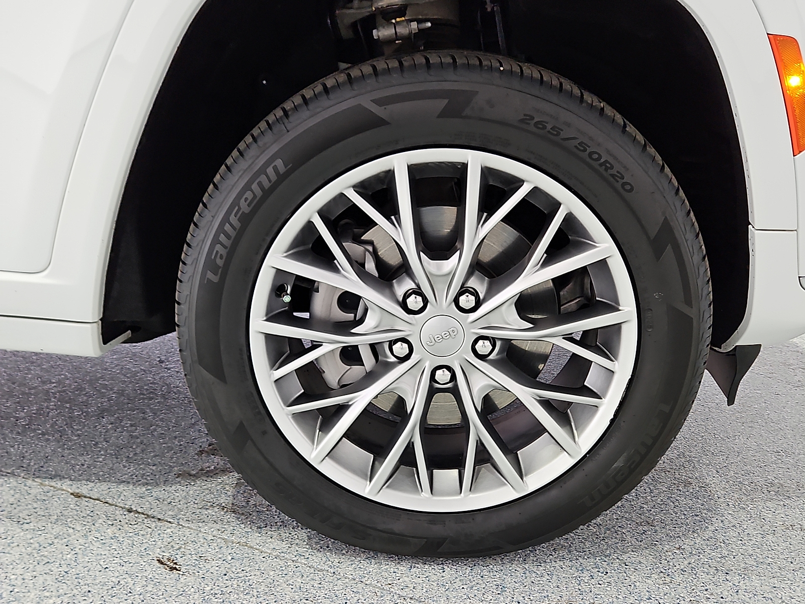 2025 Jeep Grand Cherokee L Summit 4x4 - 4
