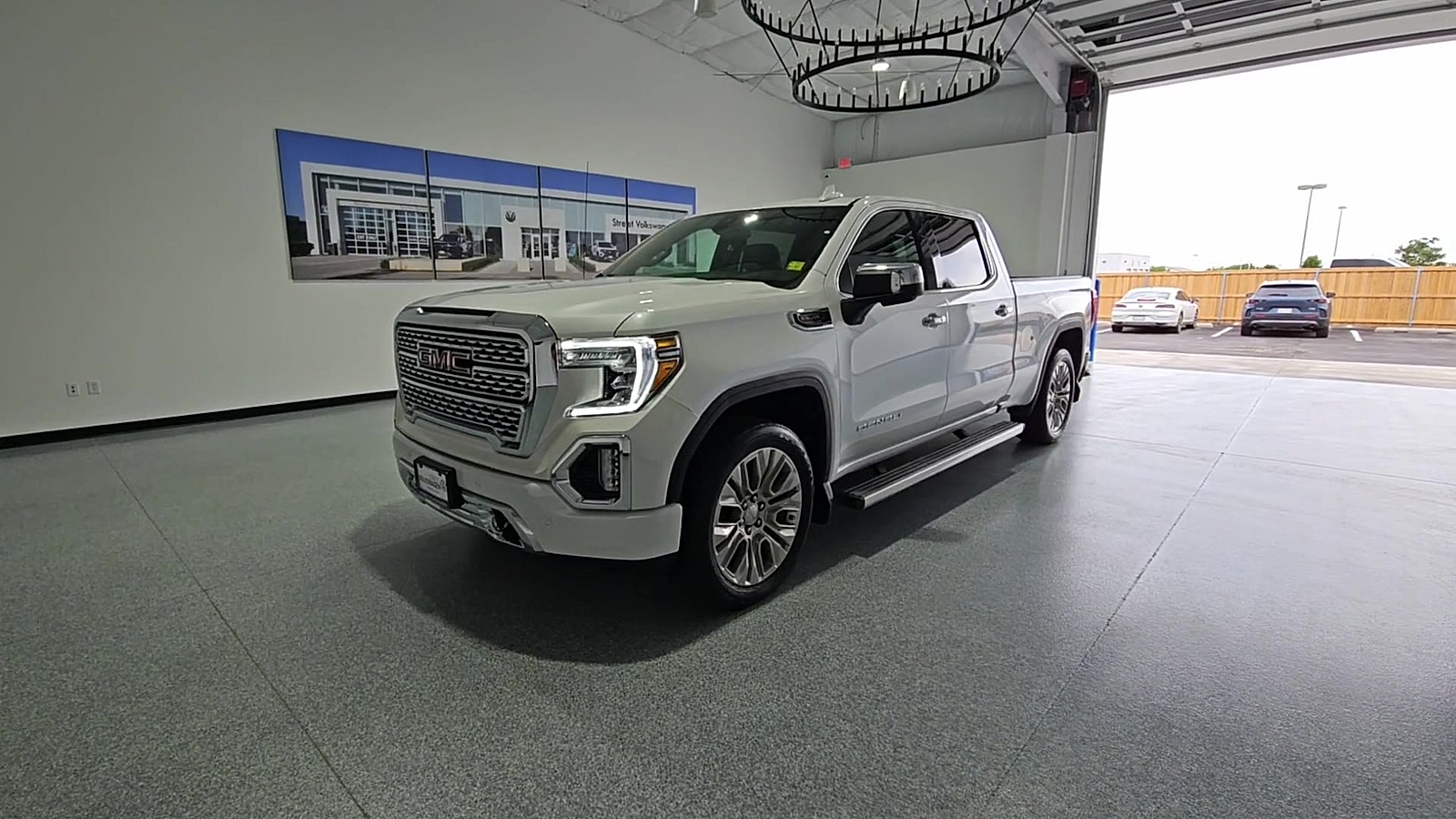 2022 GMC Sierra 1500 Limited 4WD Crew Cab Standard Box Denali - 3