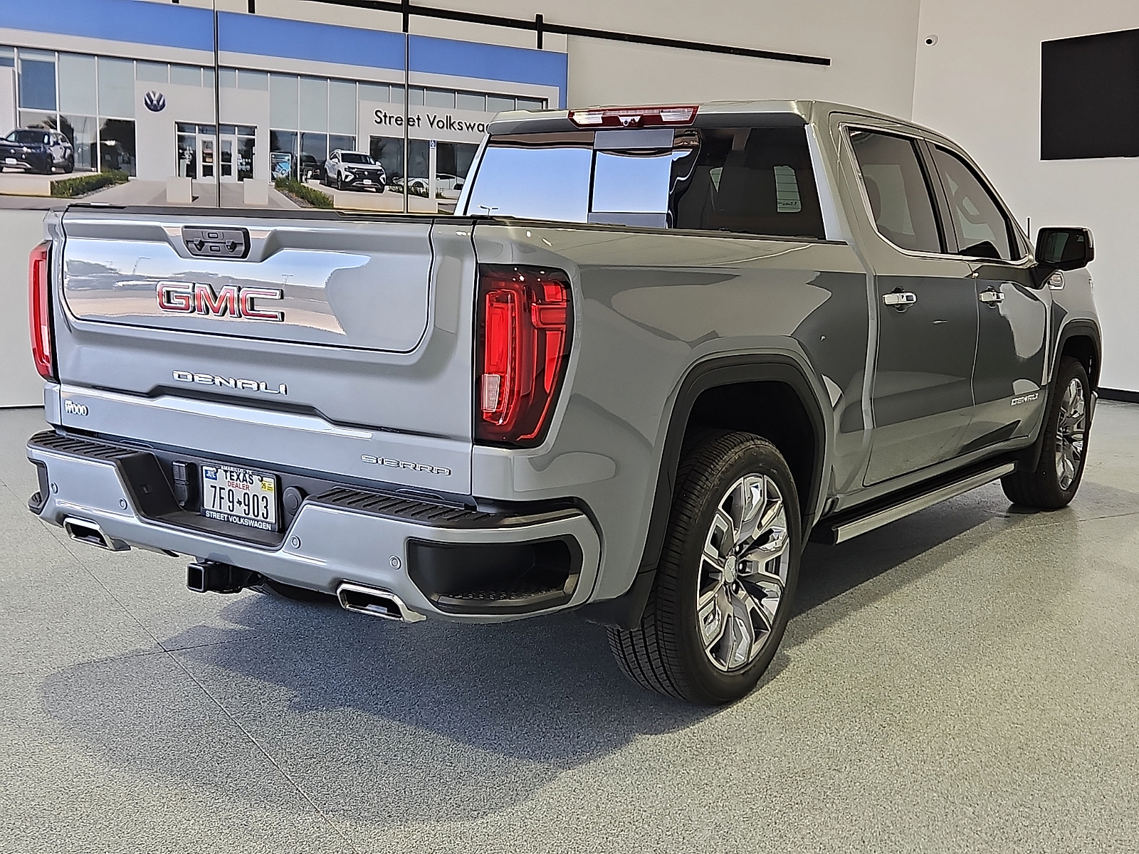 2025 GMC Sierra 1500 4WD Crew Cab Short Box Denali - 2