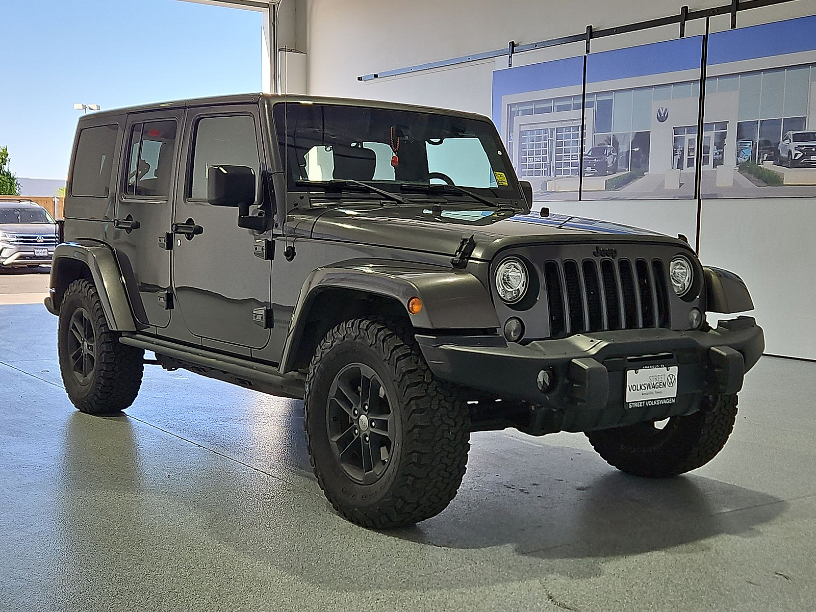 2017 Jeep Wrangler Unlimited Winter 4x4 - 1