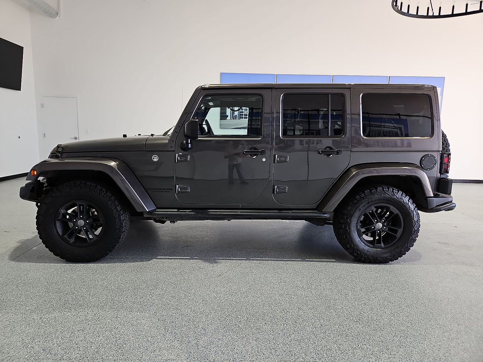2017 Jeep Wrangler Unlimited Winter 4x4 - 4