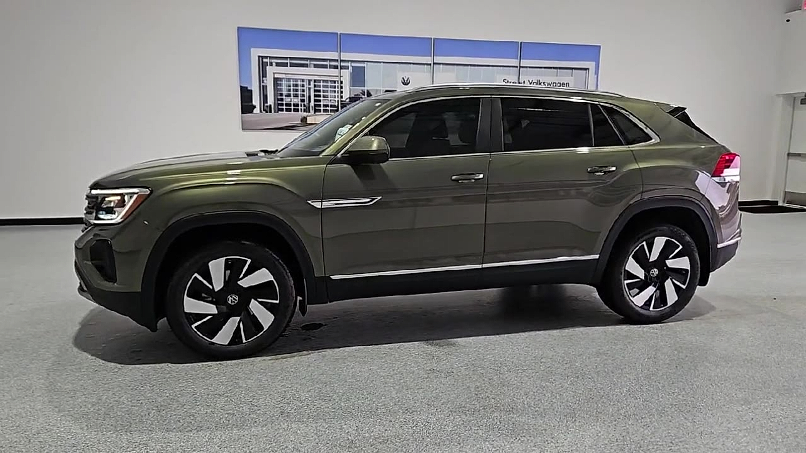 2026 Volkswagen Atlas Cross Sport SEL Avocado Green Pearl at Street VW of Amarillo