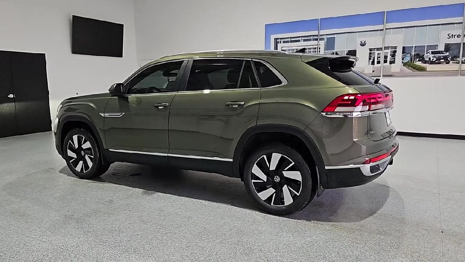 2026 Volkswagen Atlas Cross Sport SEL Avocado Green Pearl at Street VW of Amarillo