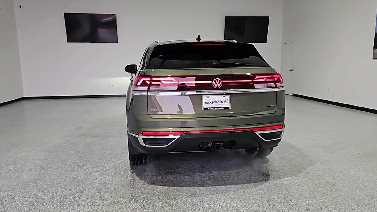 2026 Volkswagen Atlas Cross Sport SEL Avocado Green Pearl at Street VW of Amarillo