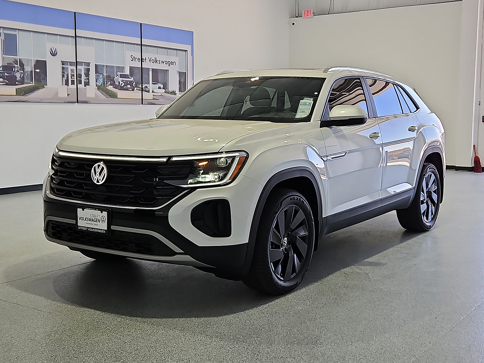 2026 Volkswagen Atlas Cross Sport SE with Technology - 3
