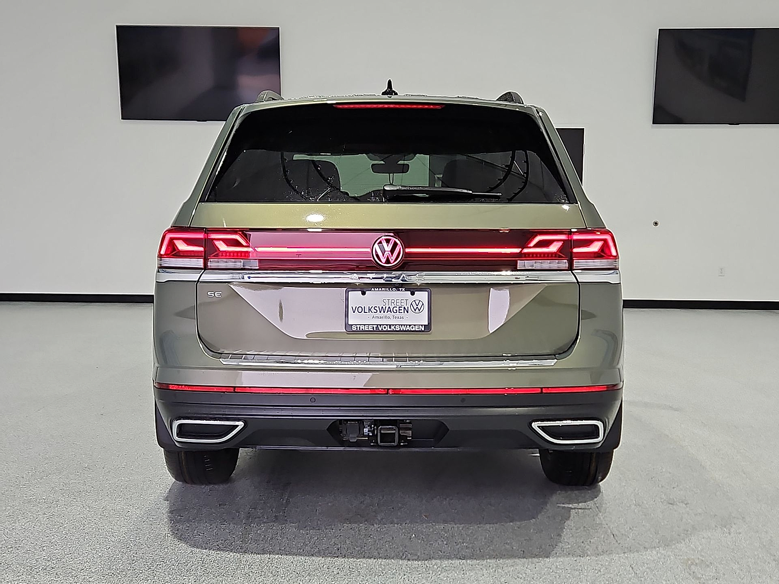 2026 Volkswagen Atlas photo 7 of 22