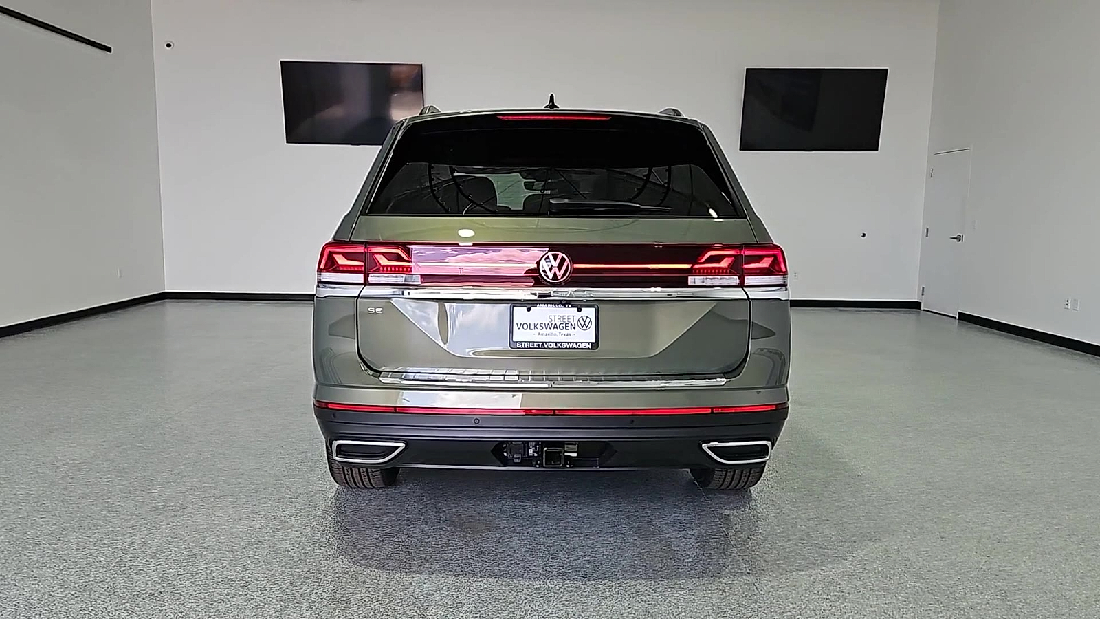 2026 Volkswagen Atlas photo 7 of 22