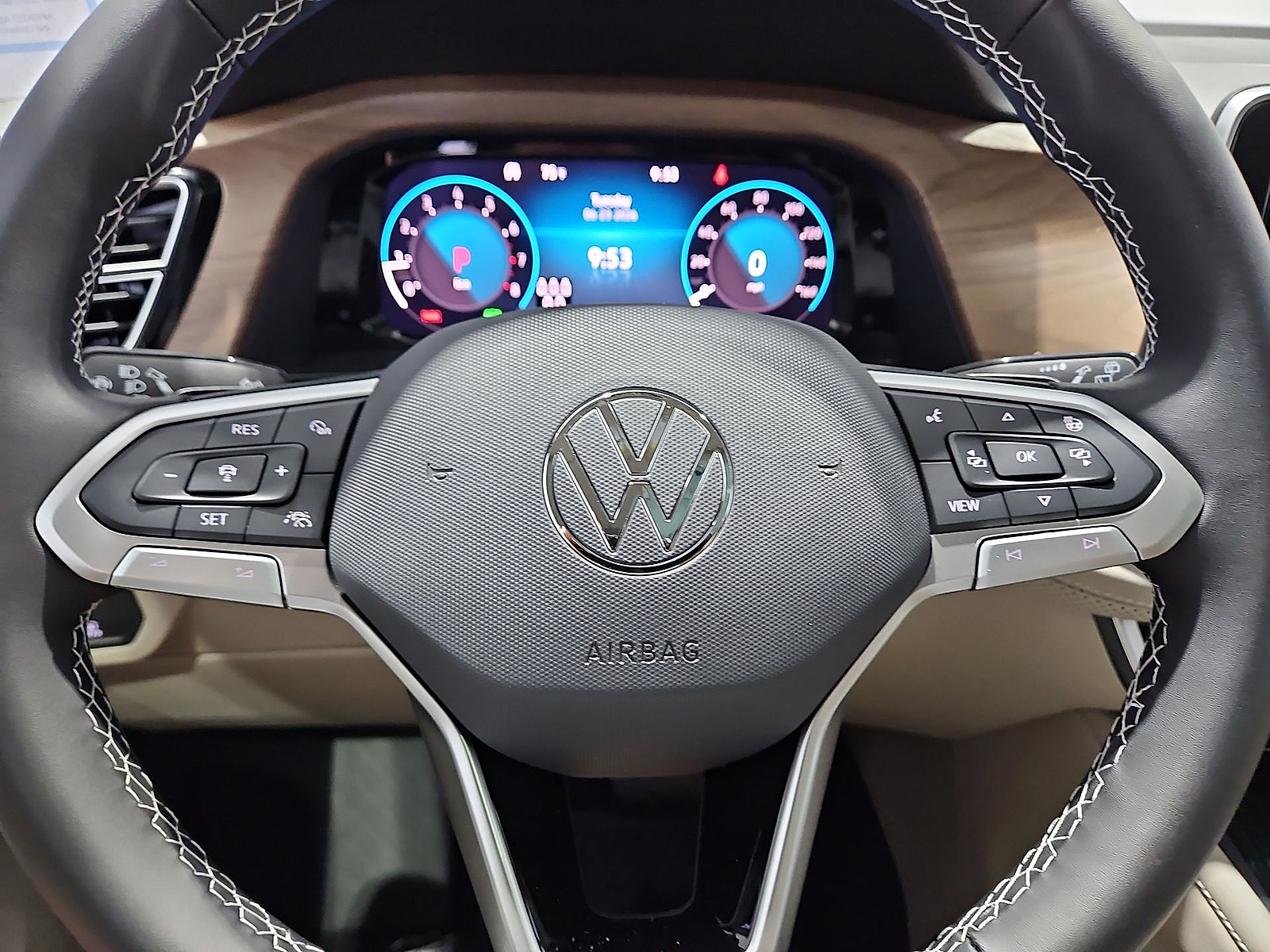 2026 Volkswagen Atlas photo 21 of 22
