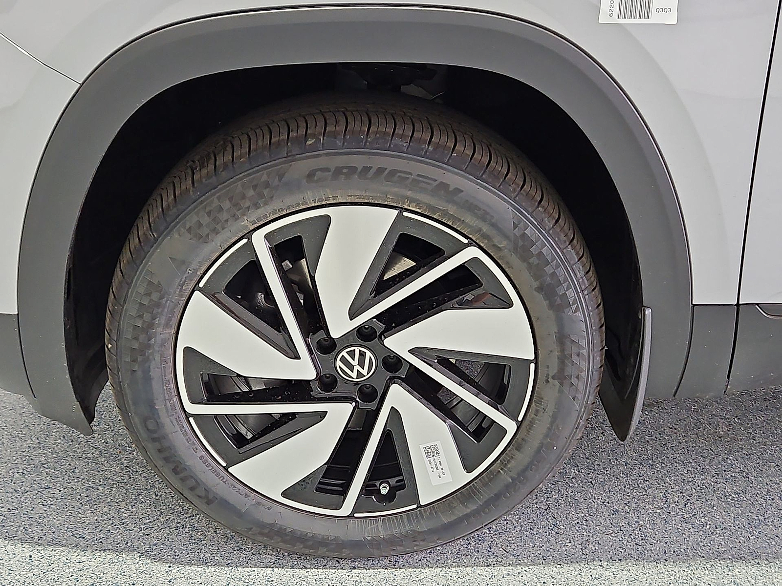 2026 Volkswagen Atlas photo 11 of 22