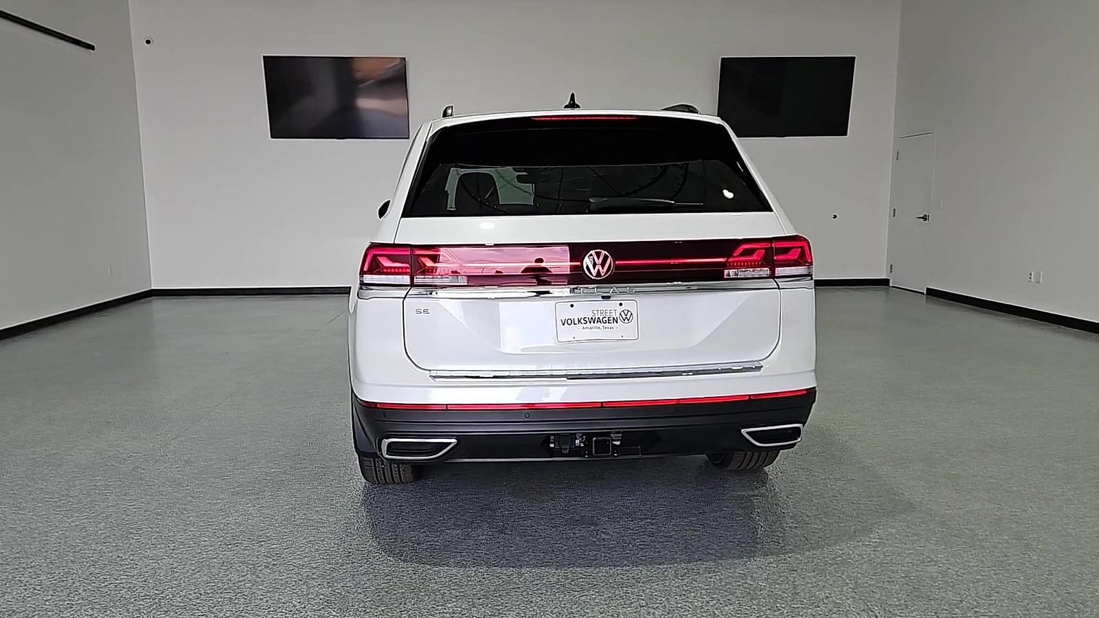 2026 Volkswagen Atlas photo 7 of 22