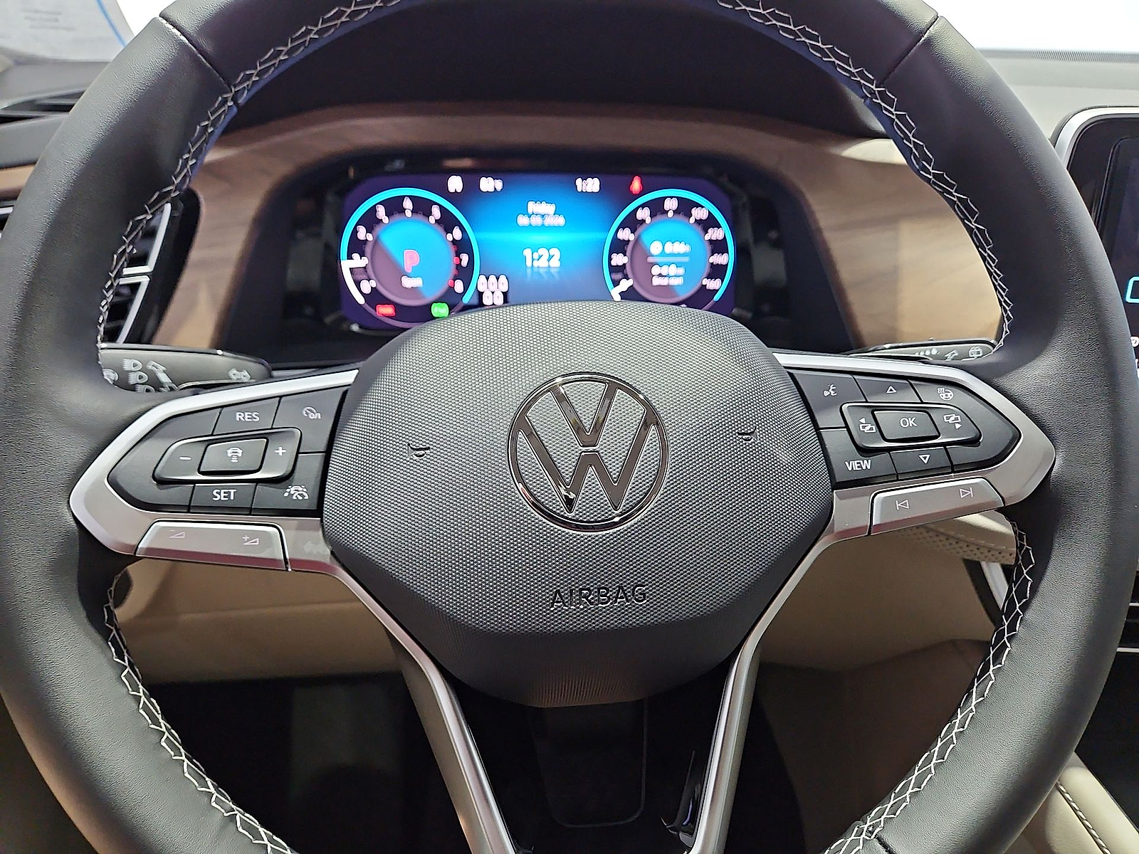 2026 Volkswagen Atlas photo 21 of 22