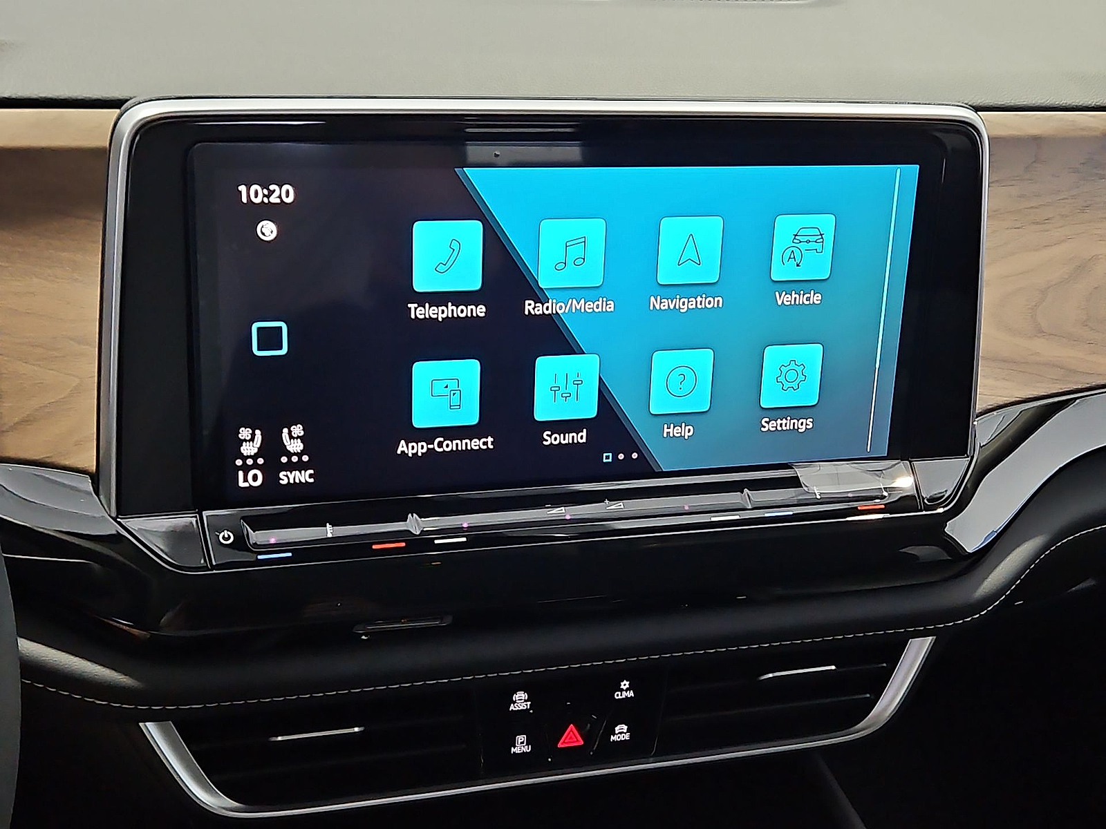 2026 Volkswagen Atlas photo 18 of 22