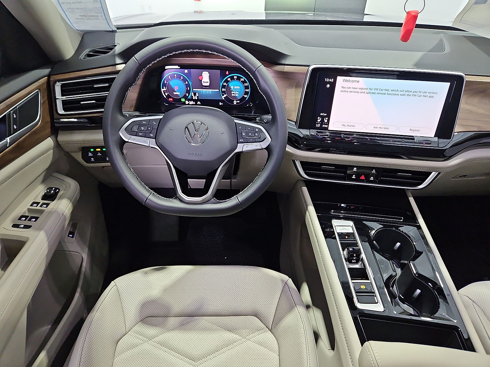 2026 Volkswagen Atlas photo 14 of 22