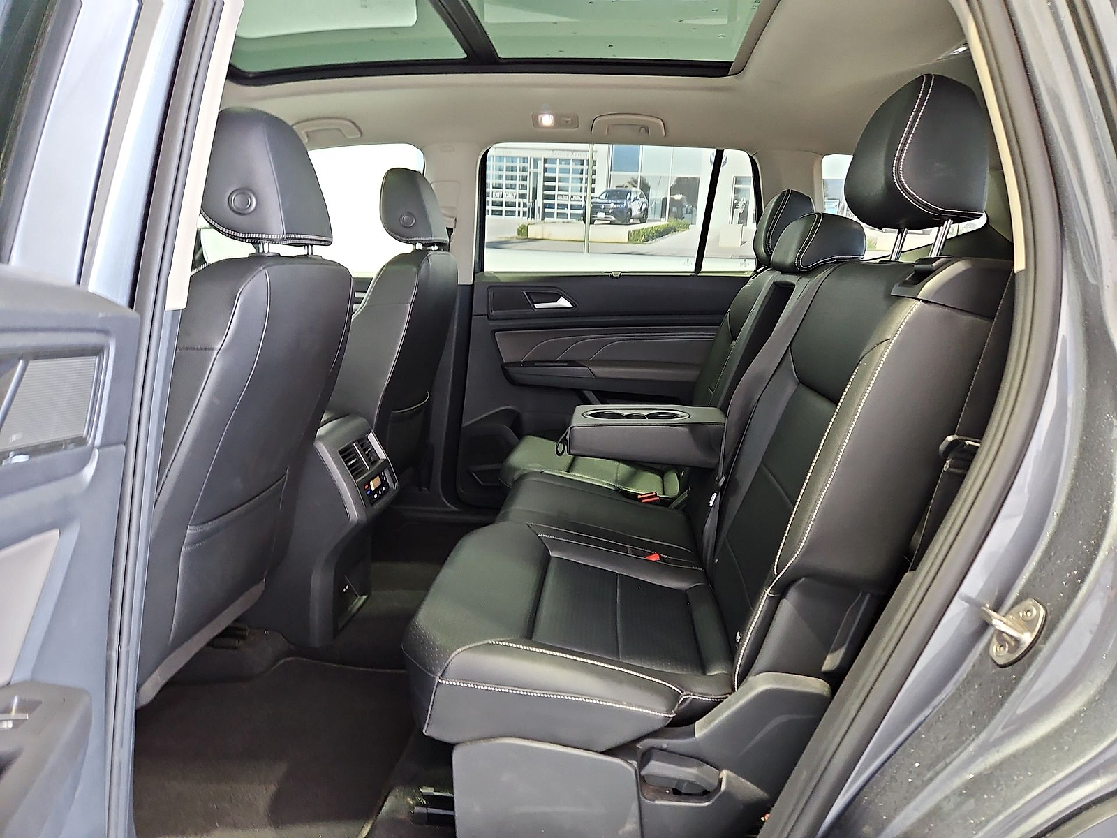 2023 Volkswagen Atlas 2.0T SE w/Technology Platinum Gray Metallic at Street VW of Amarillo