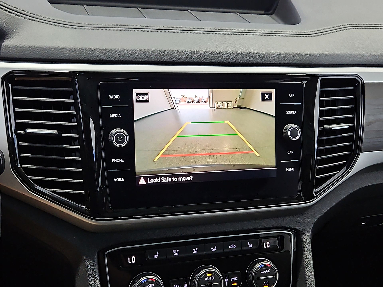 2023 Volkswagen Atlas 2.0T SE w/Technology Platinum Gray Metallic at Street VW of Amarillo