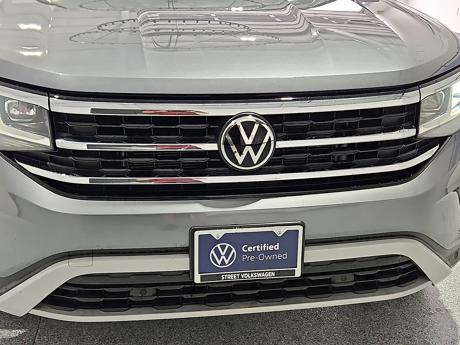 2023 Volkswagen Atlas Cross Sport 3.6L V6 SE w/Technology - 9