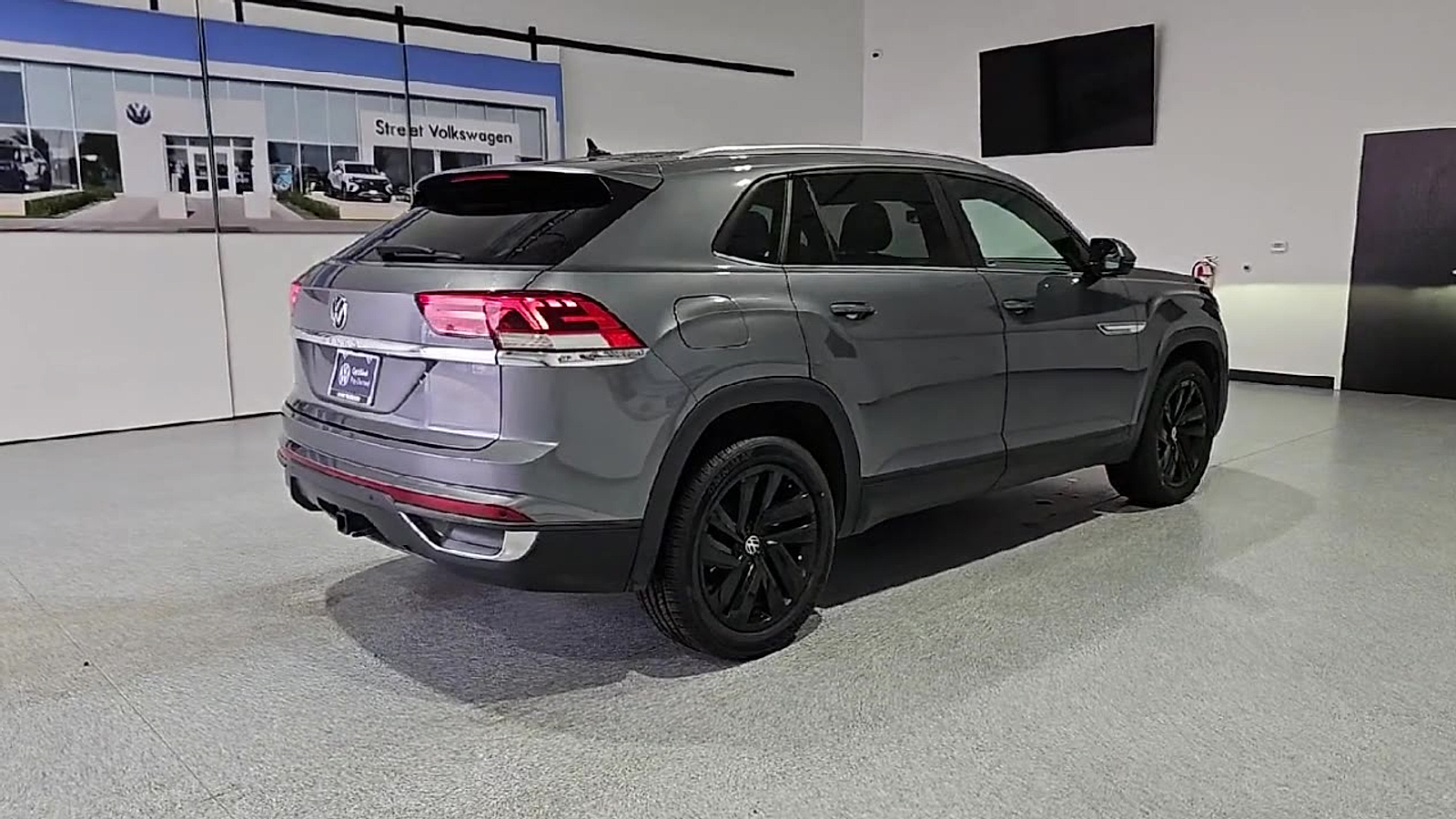 2023 Volkswagen Atlas Cross Sport 3.6L V6 SE w/Technology - 7