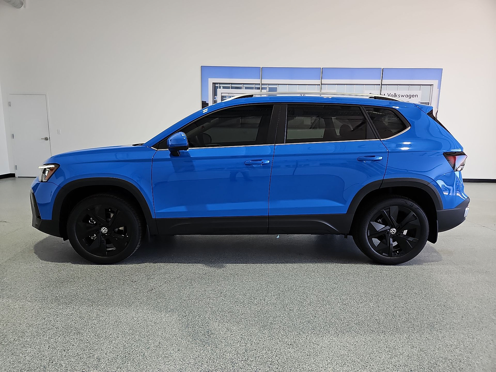 2026 Volkswagen Taos SE Cornflower Blue at Street VW of Amarillo