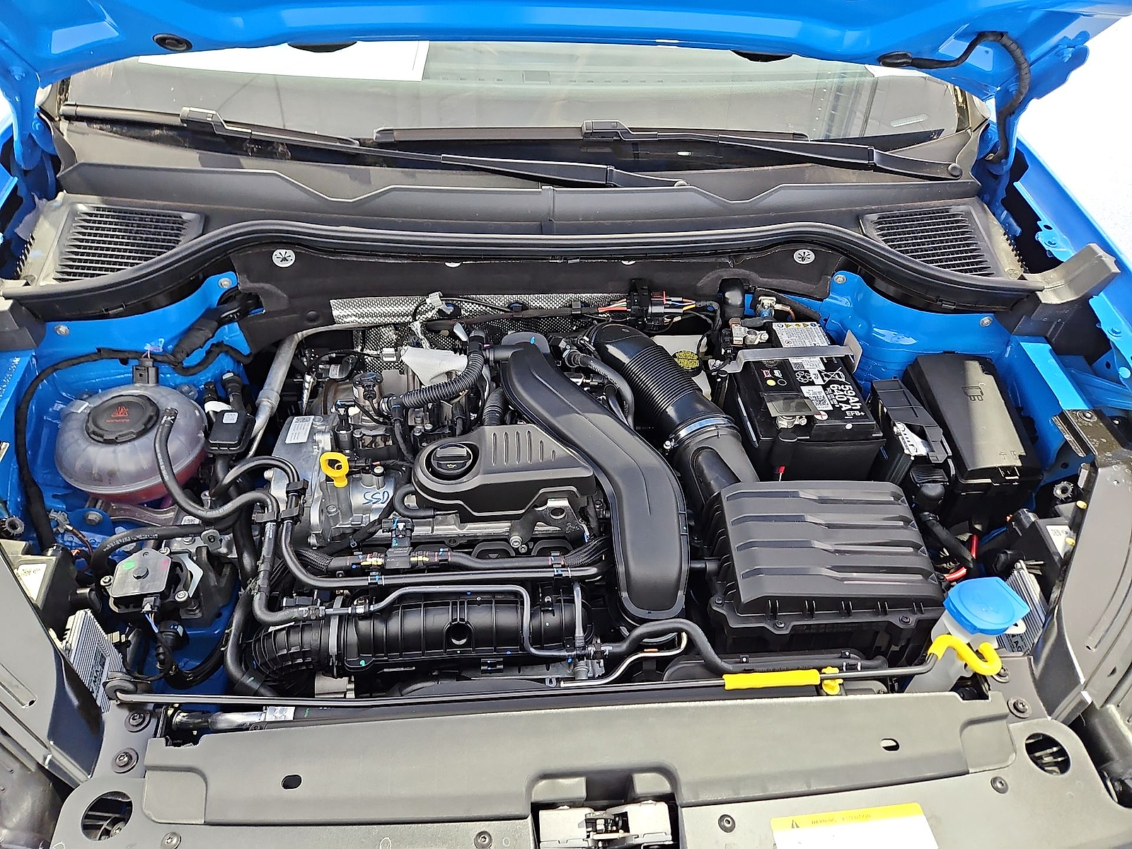 2026 Volkswagen Taos SE Cornflower Blue at Street VW of Amarillo