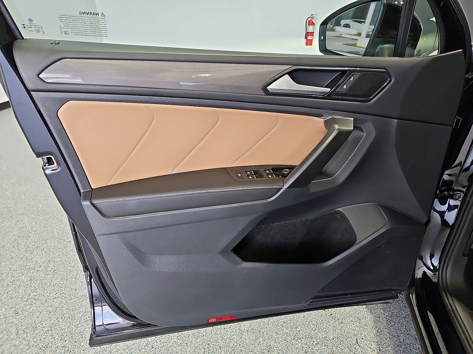 2023 Volkswagen Tiguan 2.0T SE Deep Black at Street VW of Amarillo