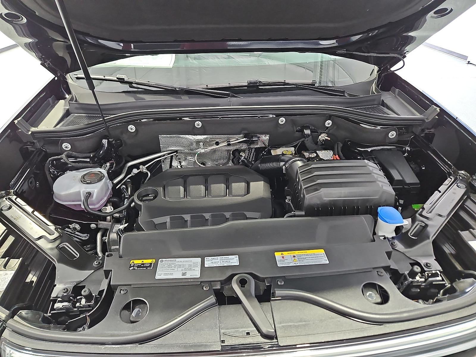 2026 Volkswagen Atlas photo 10 of 22