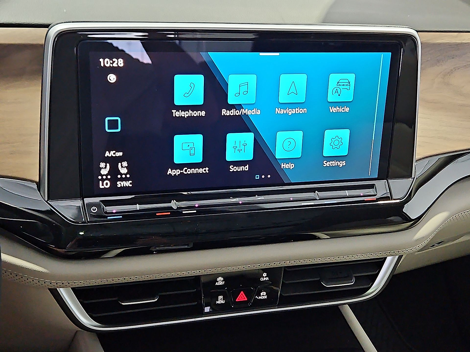 2026 Volkswagen Atlas photo 19 of 22