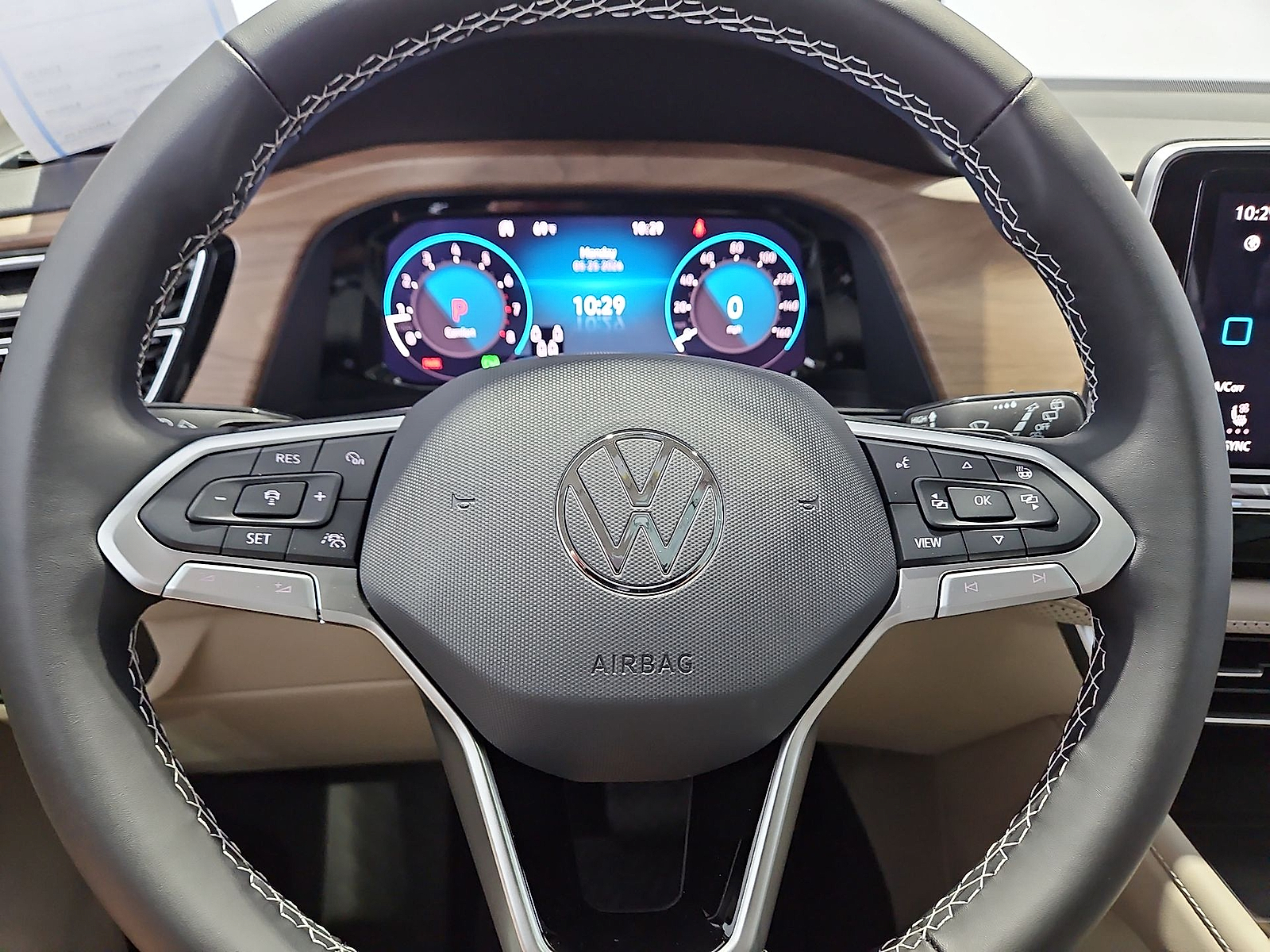 2026 Volkswagen Atlas photo 21 of 22