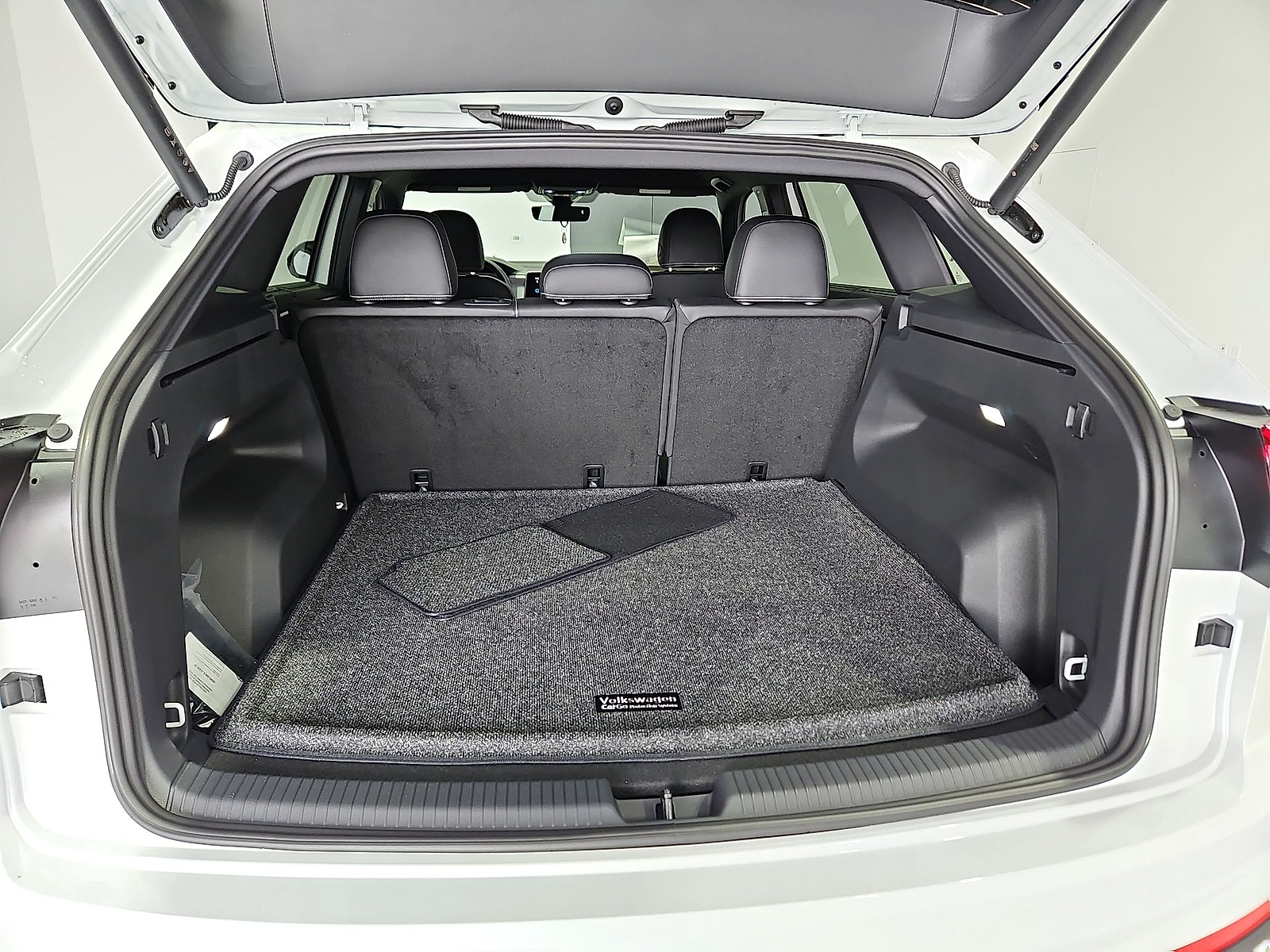 2026 Volkswagen Atlas Cross Sport SE with Technology Opal White Pearl at Street VW of Amarillo