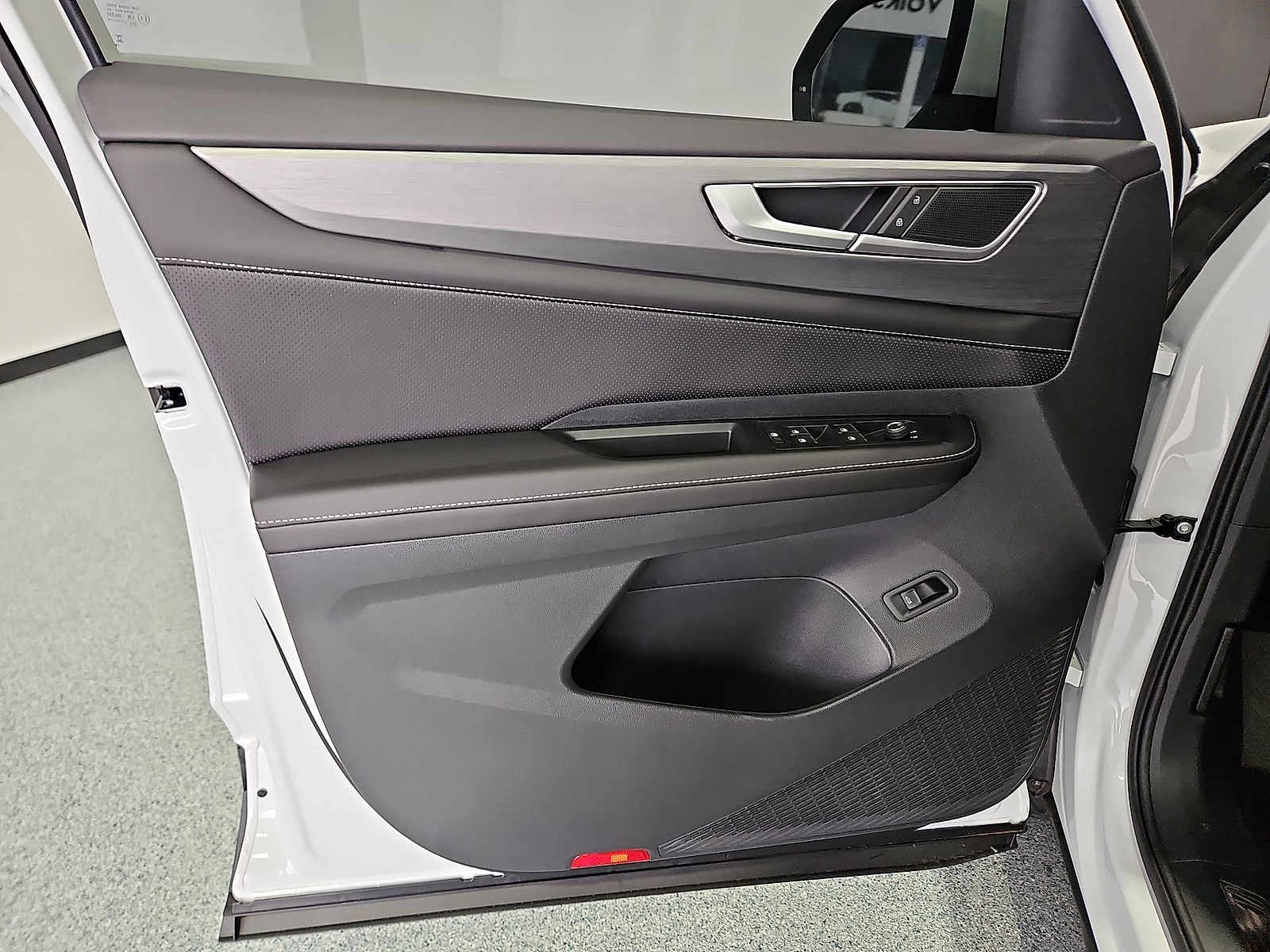 2026 Volkswagen Atlas Cross Sport SE with Technology Opal White Pearl at Street VW of Amarillo