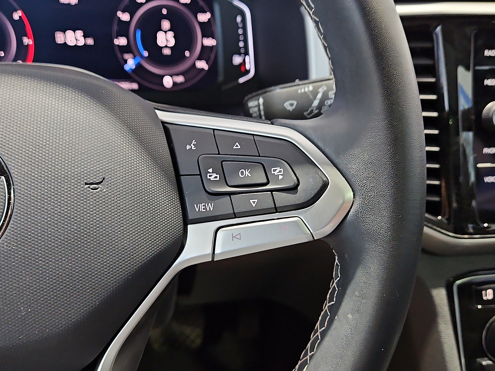 2023 Volkswagen Atlas Cross Sport 3.6L V6 SE w/Technology Deep Black at Street VW of Amarillo