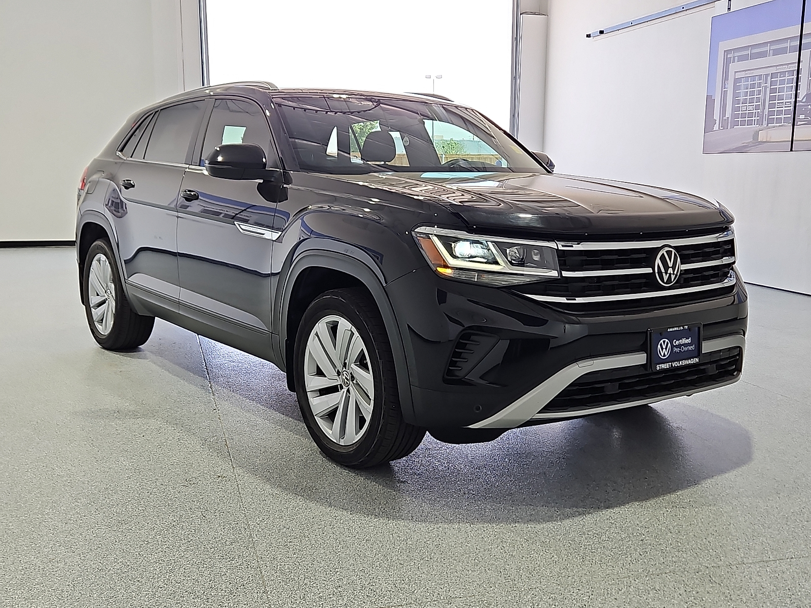 2023 Volkswagen Atlas Cross Sport 3.6L V6 SE w/Technology - 3