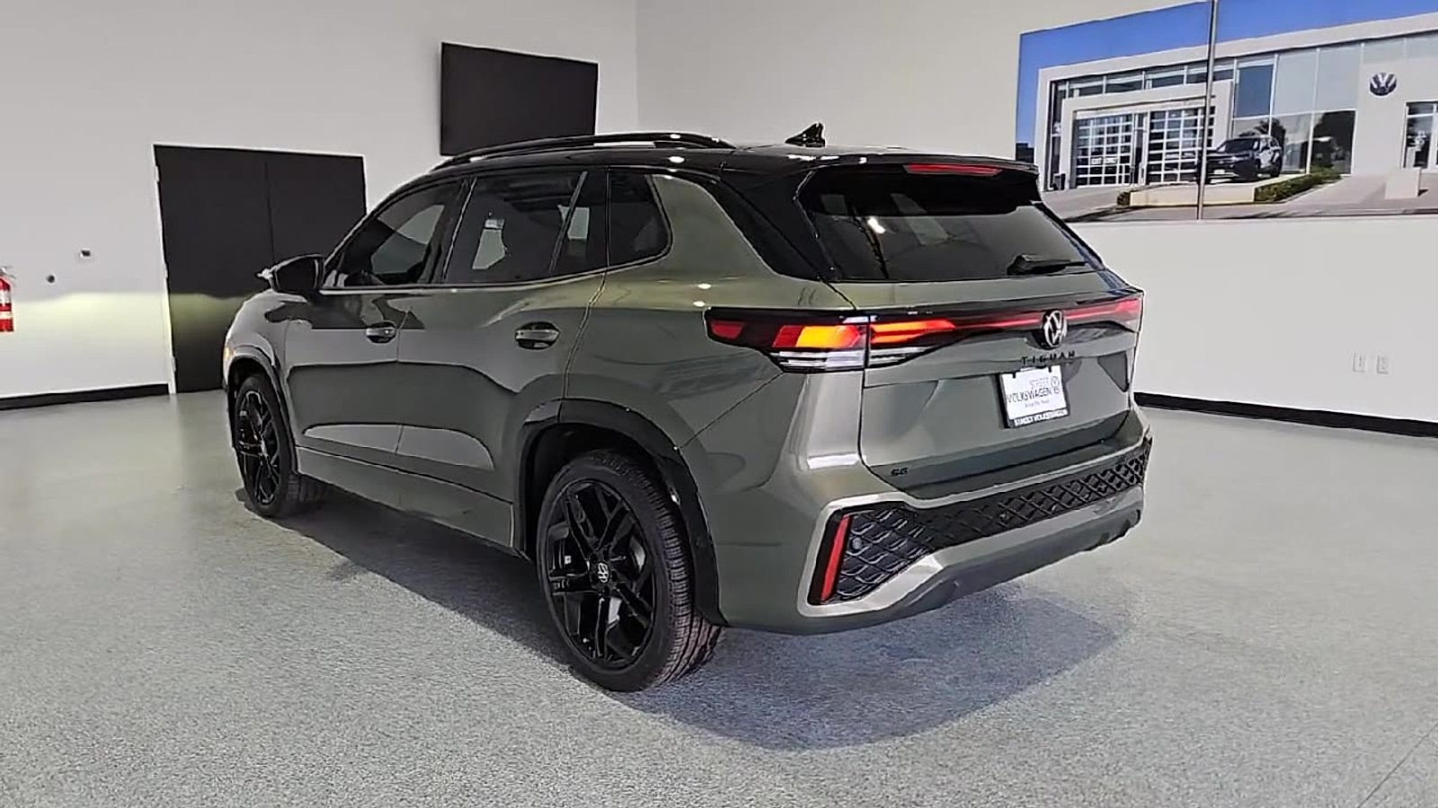 2026 Volkswagen Tiguan SE R-Line Black Avocado Green w/Deep Black Roof at Street VW of Amarillo