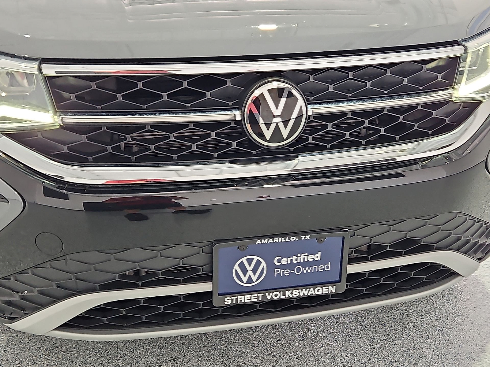 2024 Volkswagen Taos 1.5T SEL - 9
