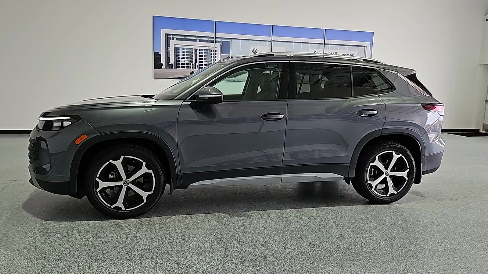 2026 Volkswagen Tiguan SE Platinum Gray Metallic at Street VW of Amarillo