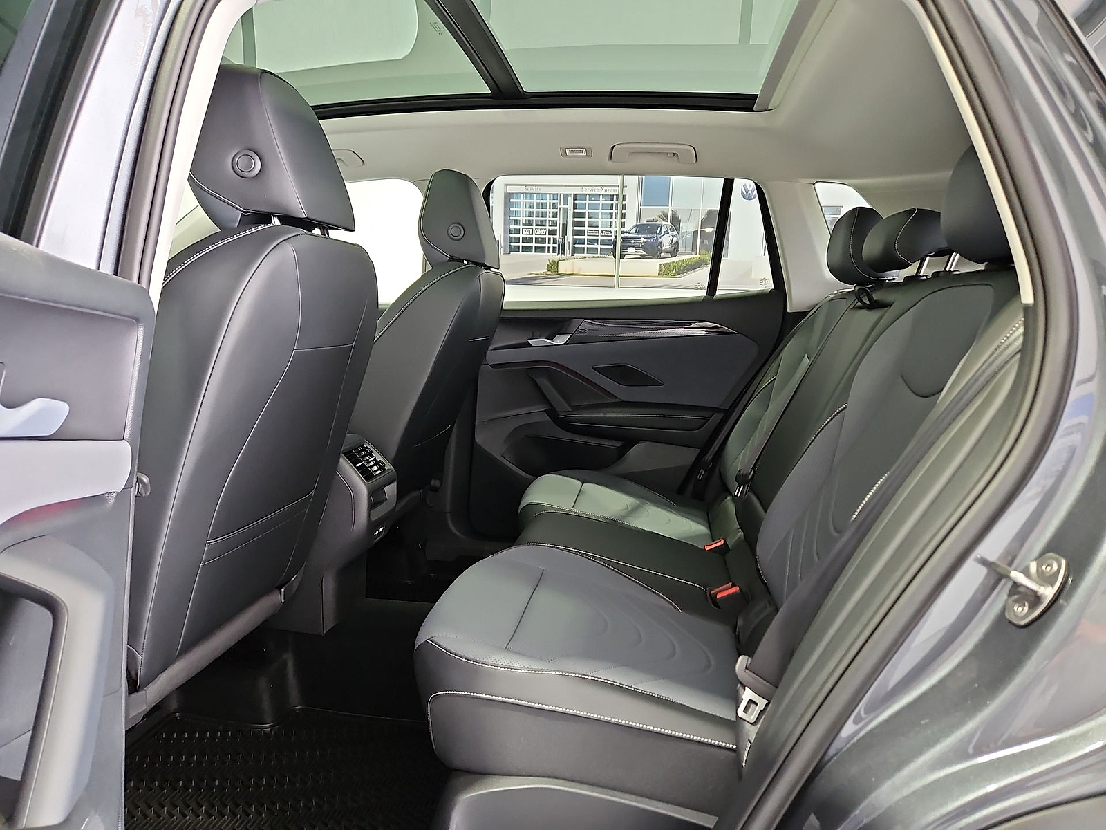 2026 Volkswagen Tiguan SE Platinum Gray Metallic at Street VW of Amarillo