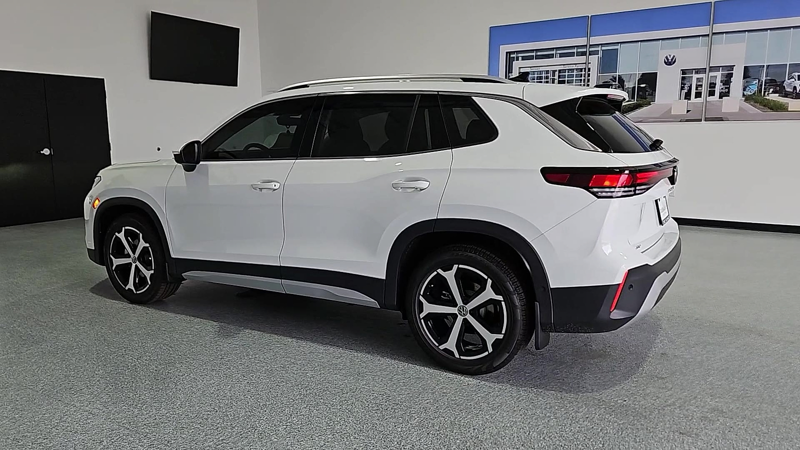 2026 Volkswagen Tiguan SE Pure White at Street VW of Amarillo