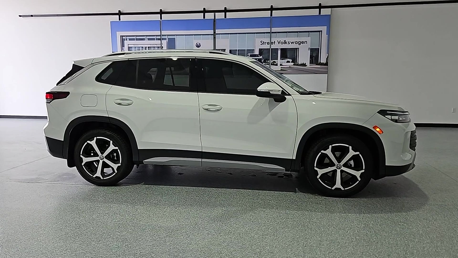 2026 Volkswagen Tiguan SE Pure White at Street VW of Amarillo