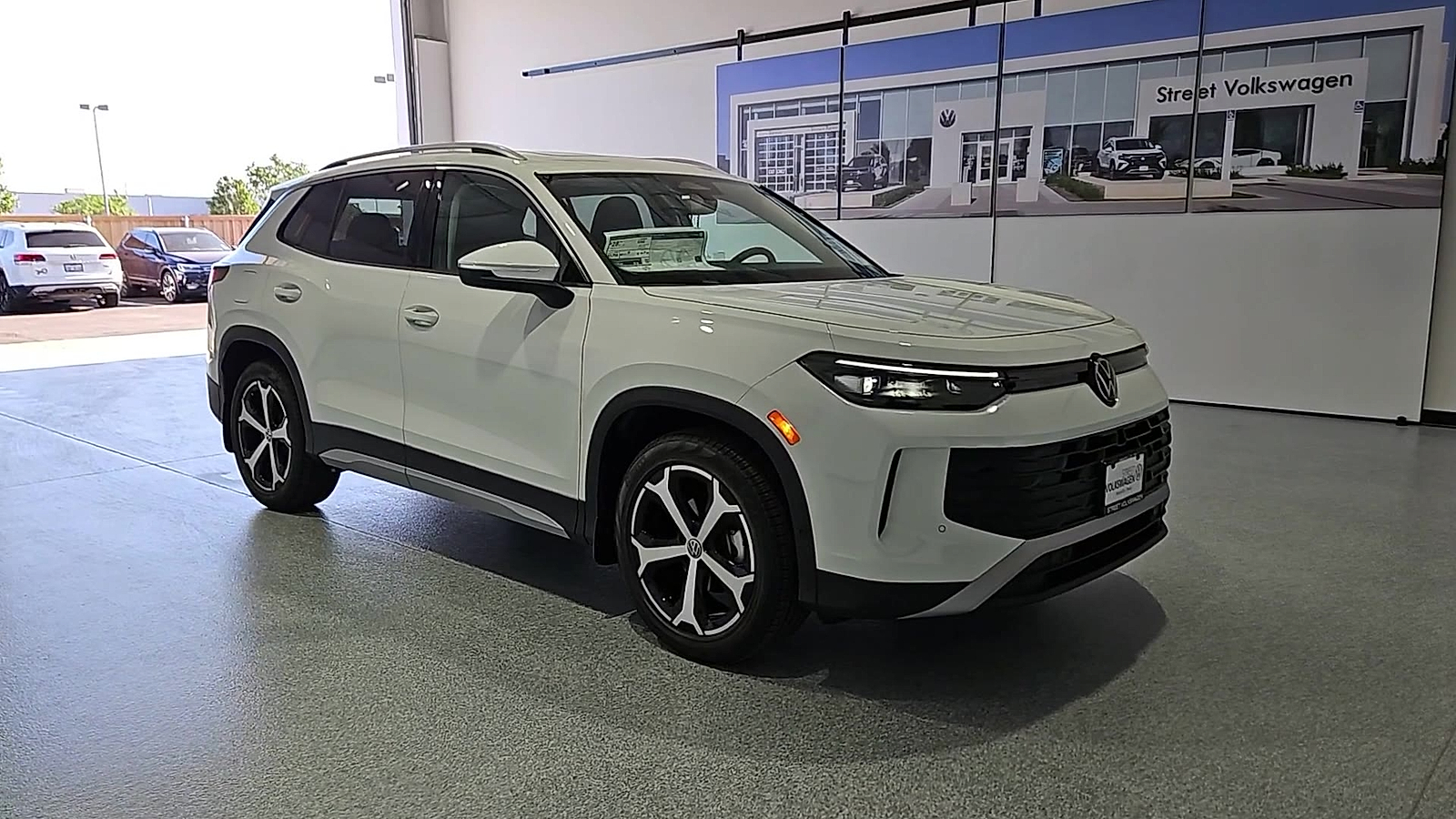 2026 Volkswagen Tiguan SE Pure White at Street VW of Amarillo