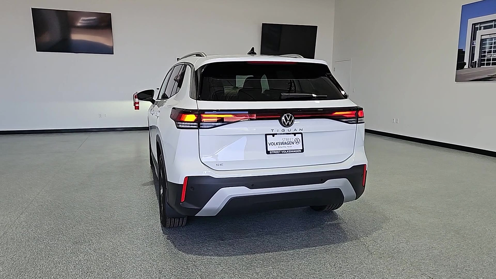 2026 Volkswagen Tiguan SE Pure White at Street VW of Amarillo